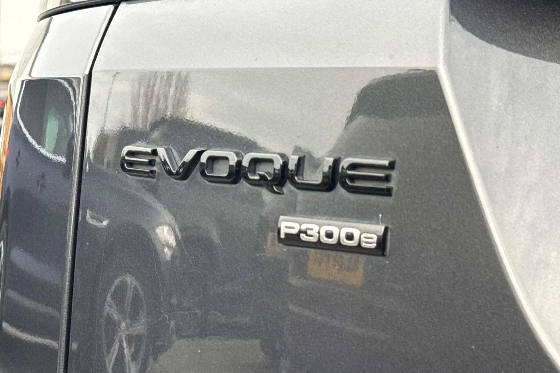 LAND ROVER RANGE ROVER EVOQUE thumbnail image number 31