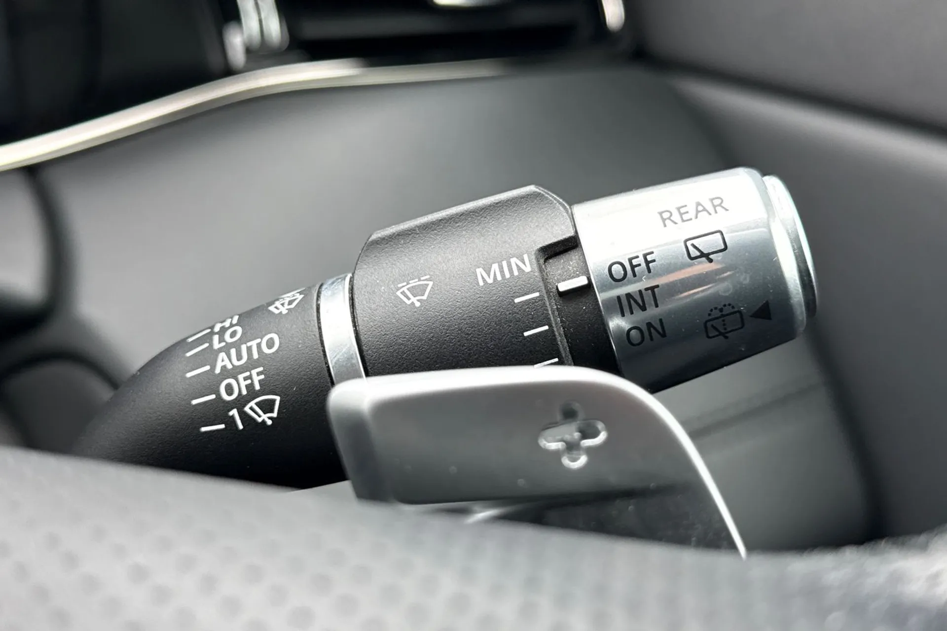 LAND ROVER RANGE ROVER EVOQUE thumbnail image number 63