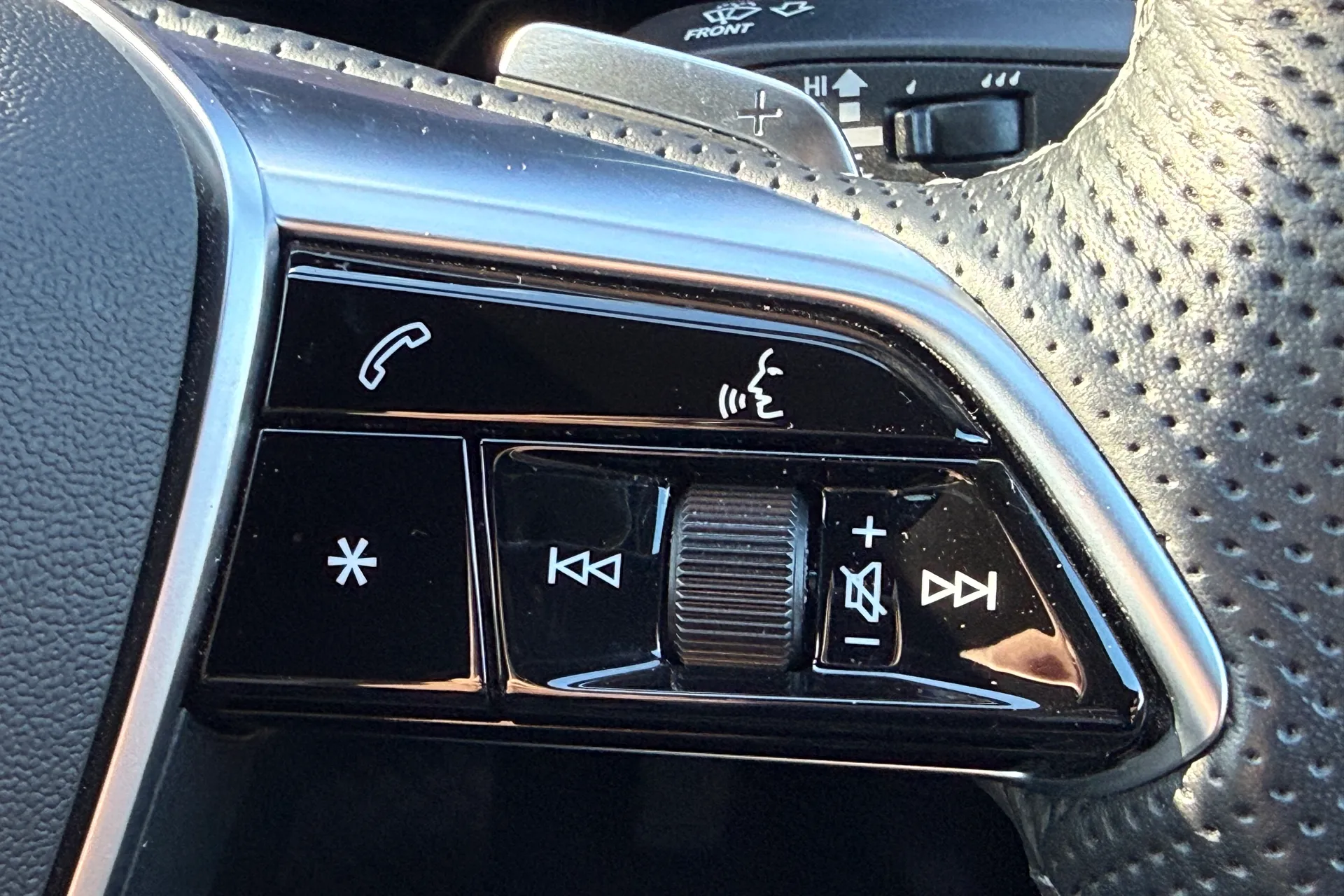 Audi e-tron thumbnail image number 61