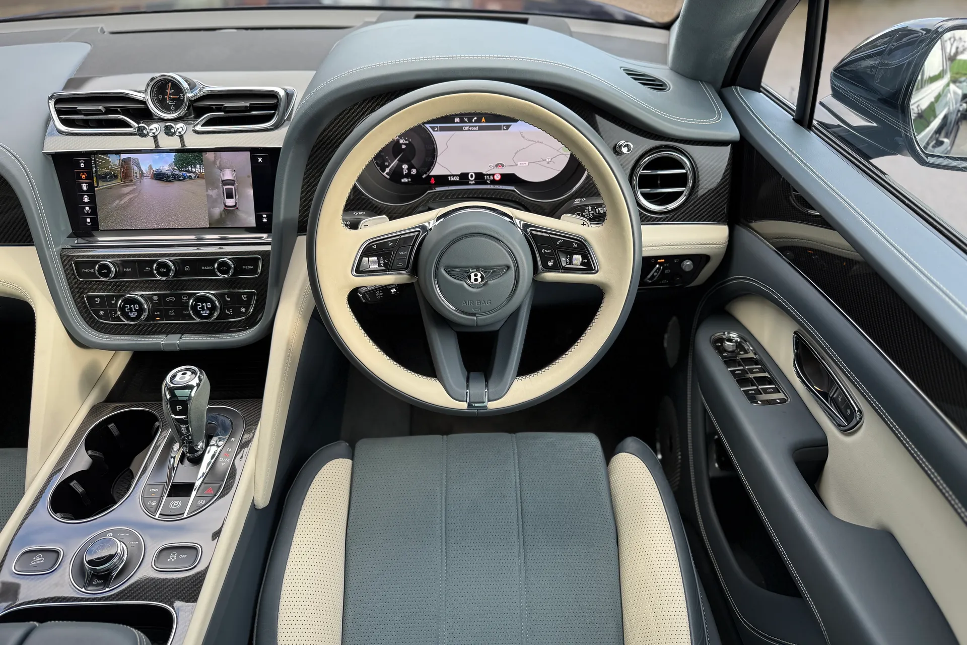 Bentley BENTAYGA thumbnail image number 5