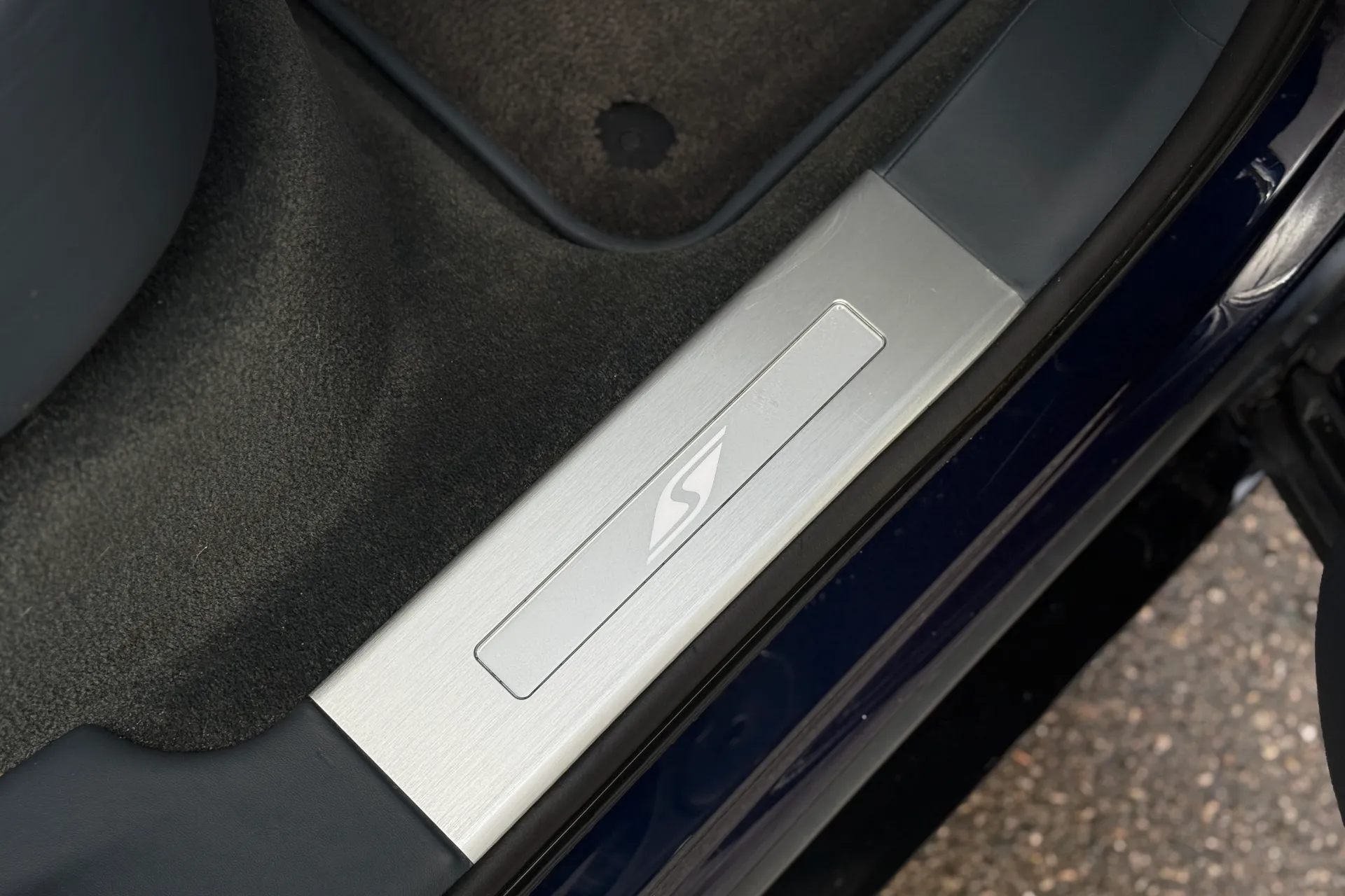 Bentley BENTAYGA thumbnail image number 30