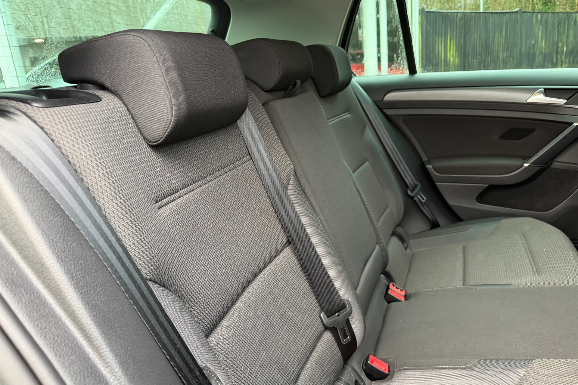 VOLKSWAGEN GOLF thumbnail image number 25