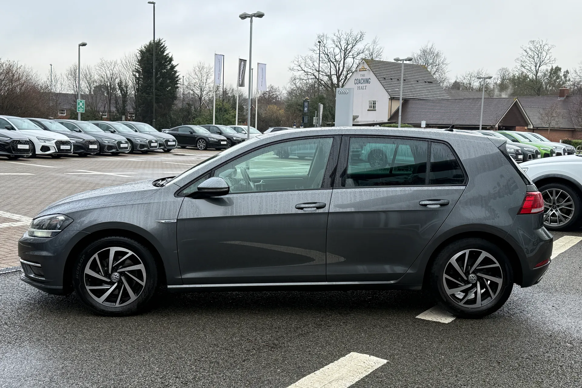 VOLKSWAGEN GOLF thumbnail image number 41