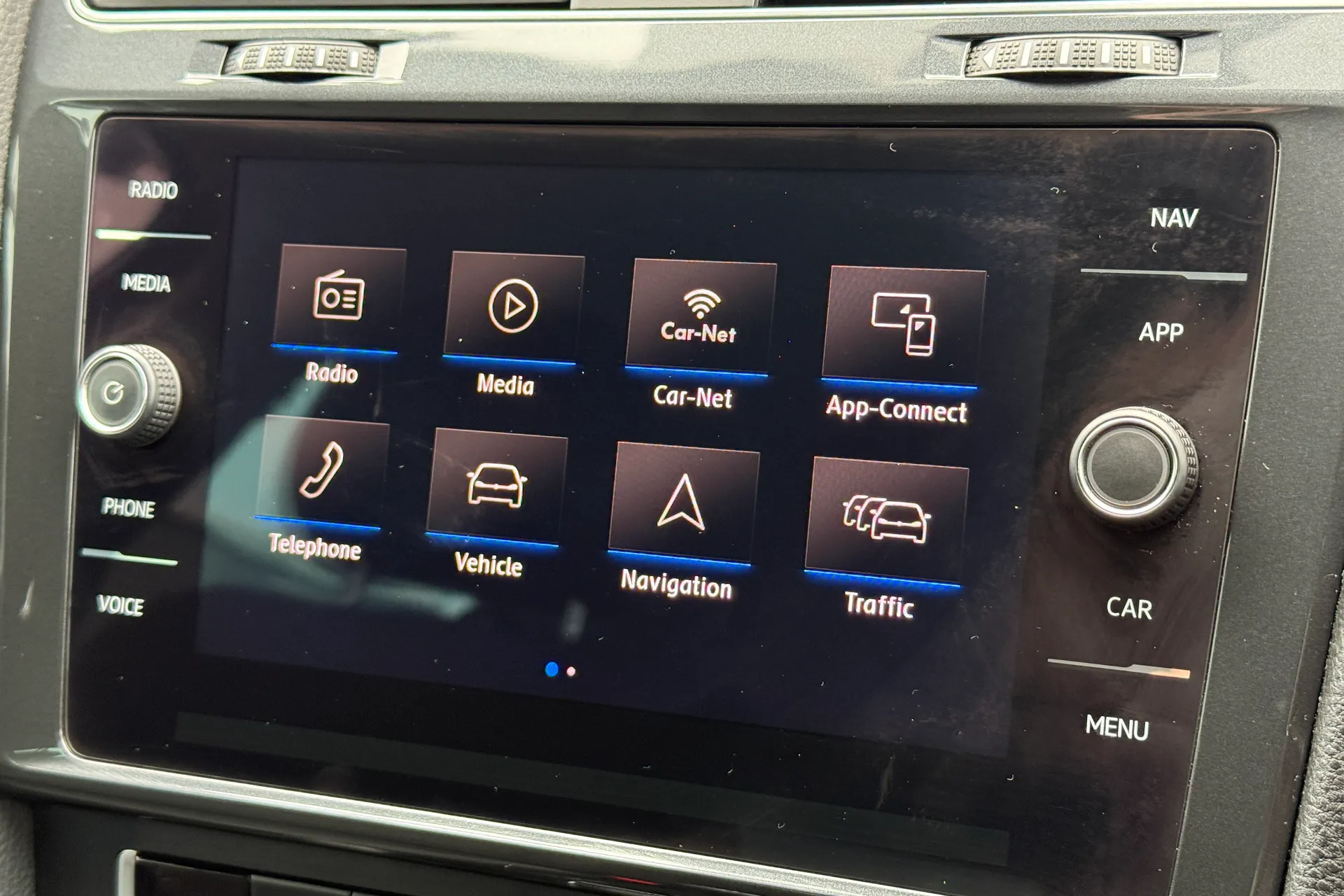 VOLKSWAGEN GOLF thumbnail image number 9