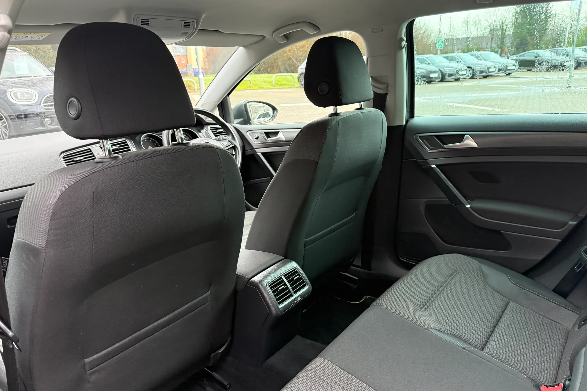 VOLKSWAGEN GOLF thumbnail image number 42