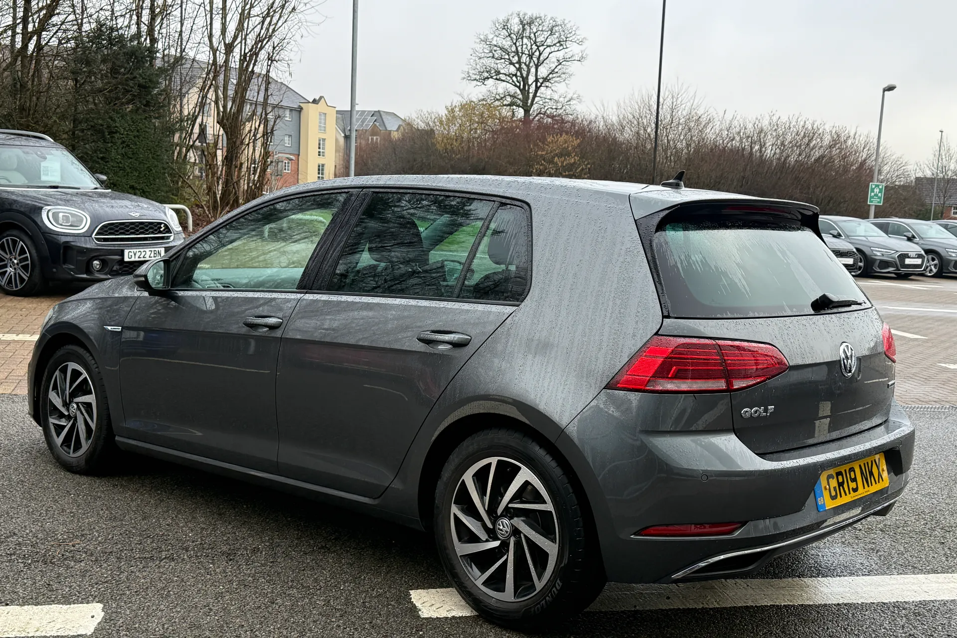 VOLKSWAGEN GOLF thumbnail image number 40