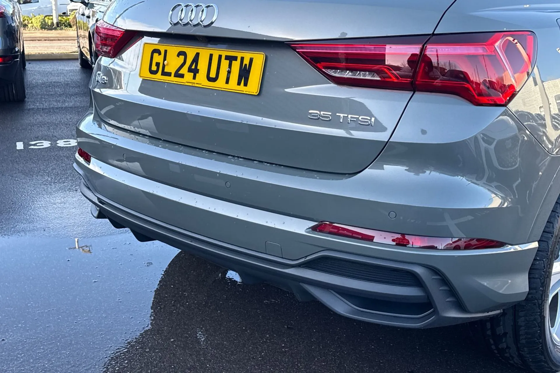 Audi Q3 thumbnail image number 31