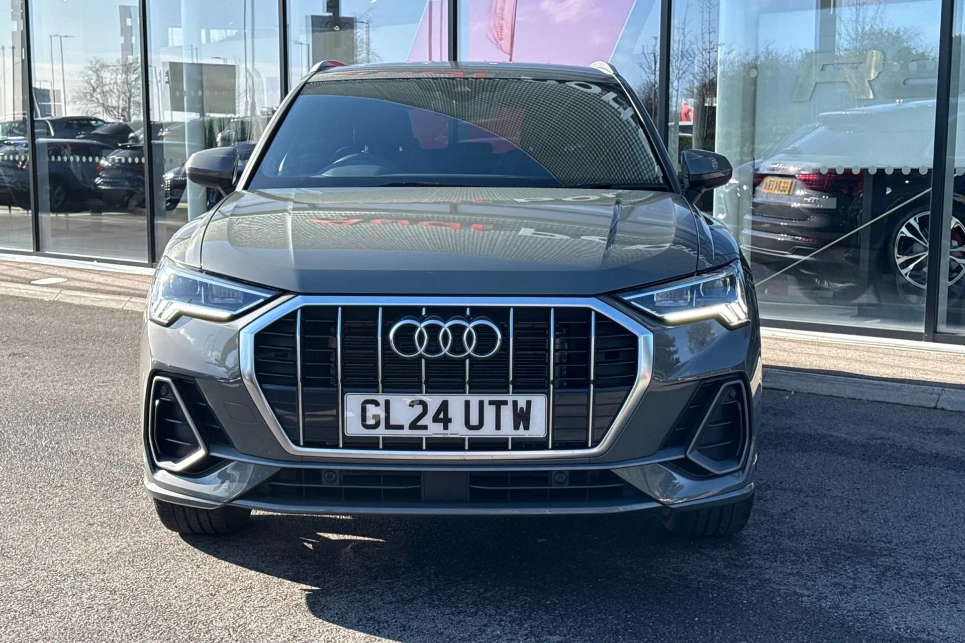 Audi Q3 thumbnail image number 5