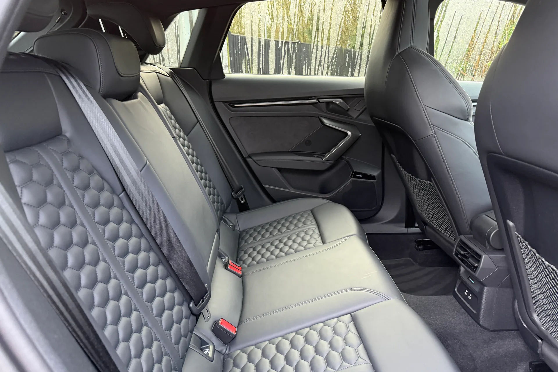 Audi RS3 thumbnail image number 29