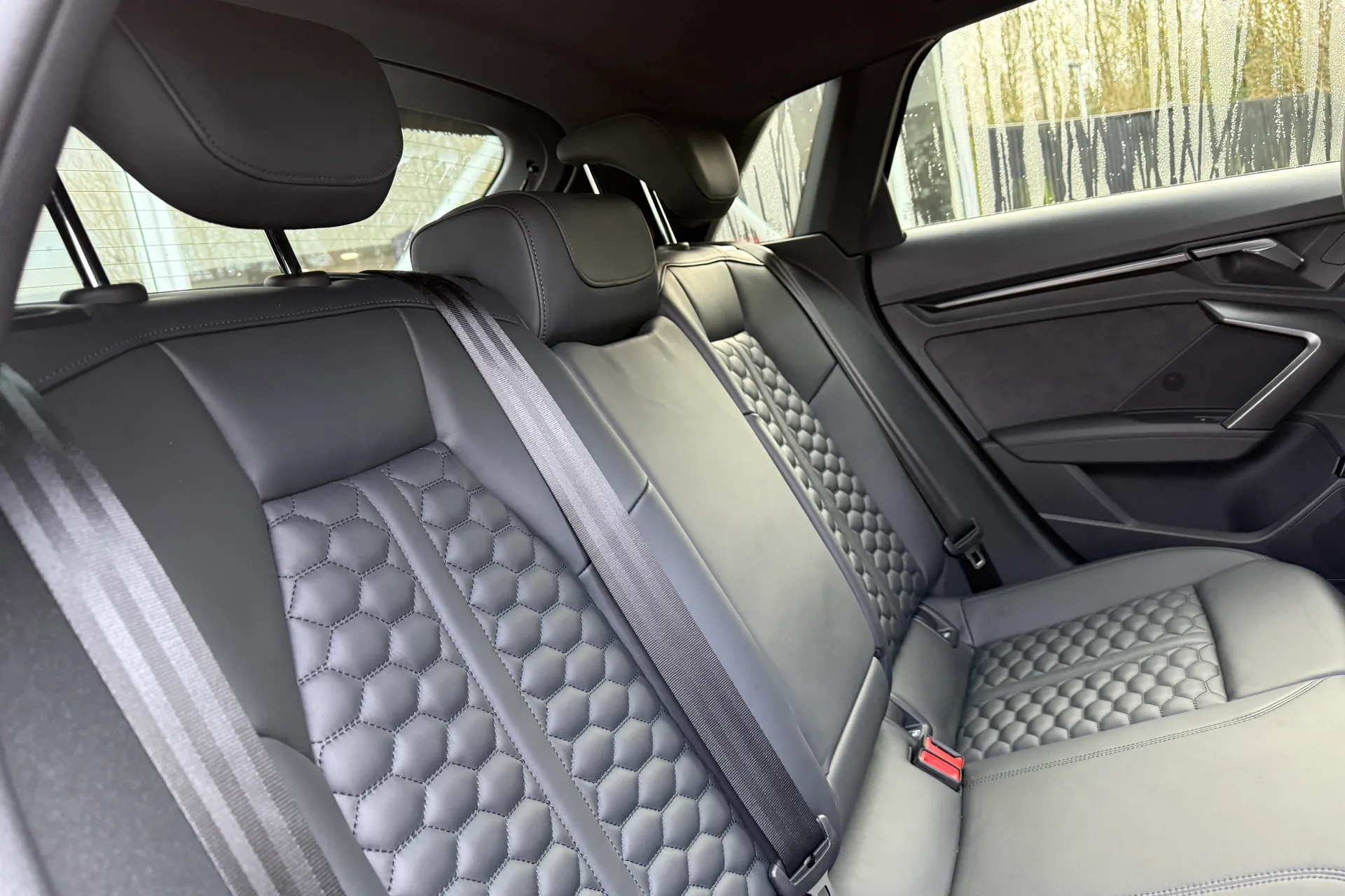 Audi RS3 thumbnail image number 28