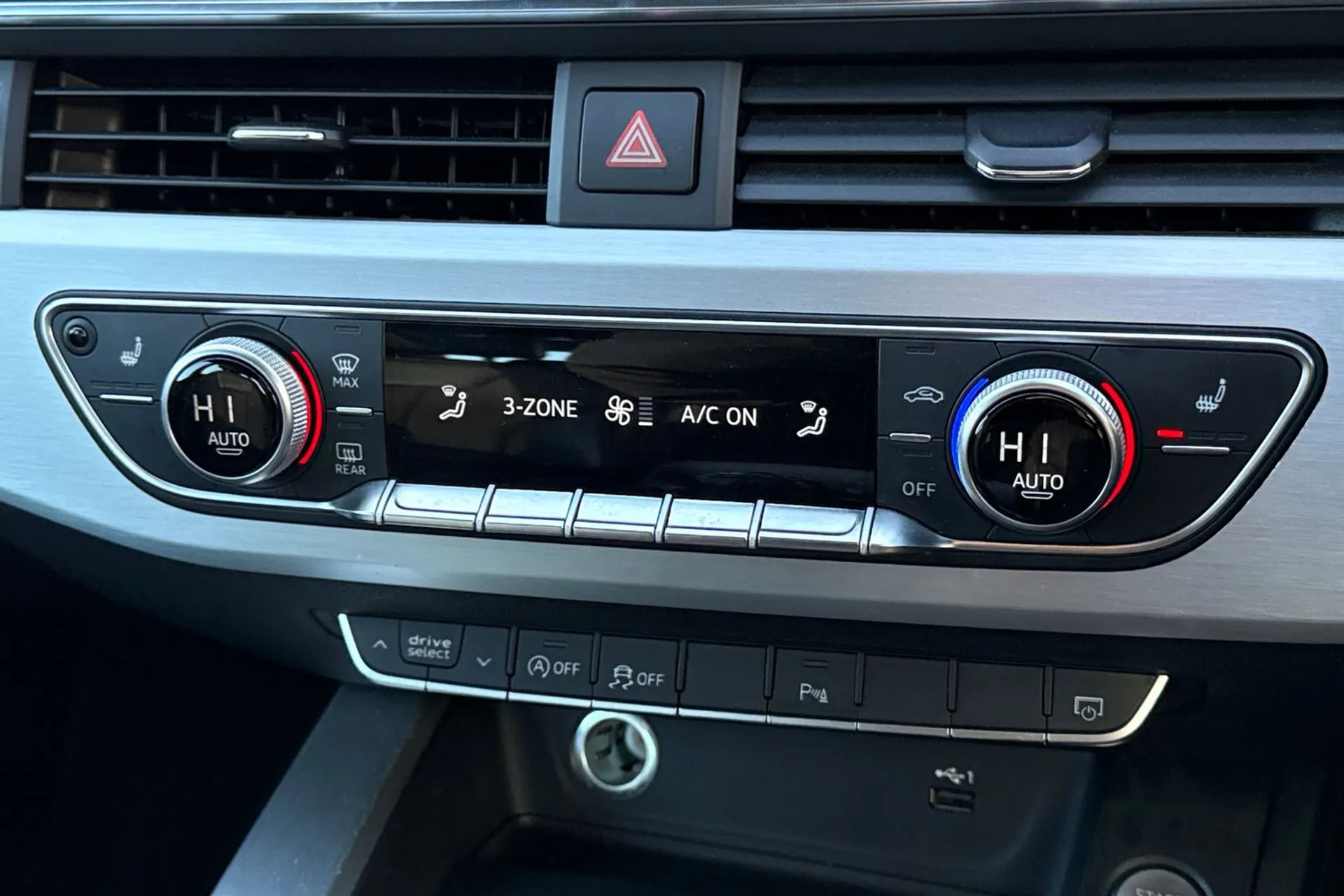 Audi A5 thumbnail image number 39