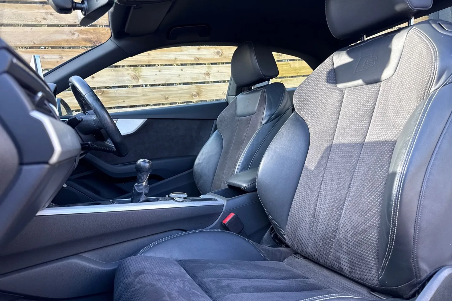 Audi A5 thumbnail image number 29