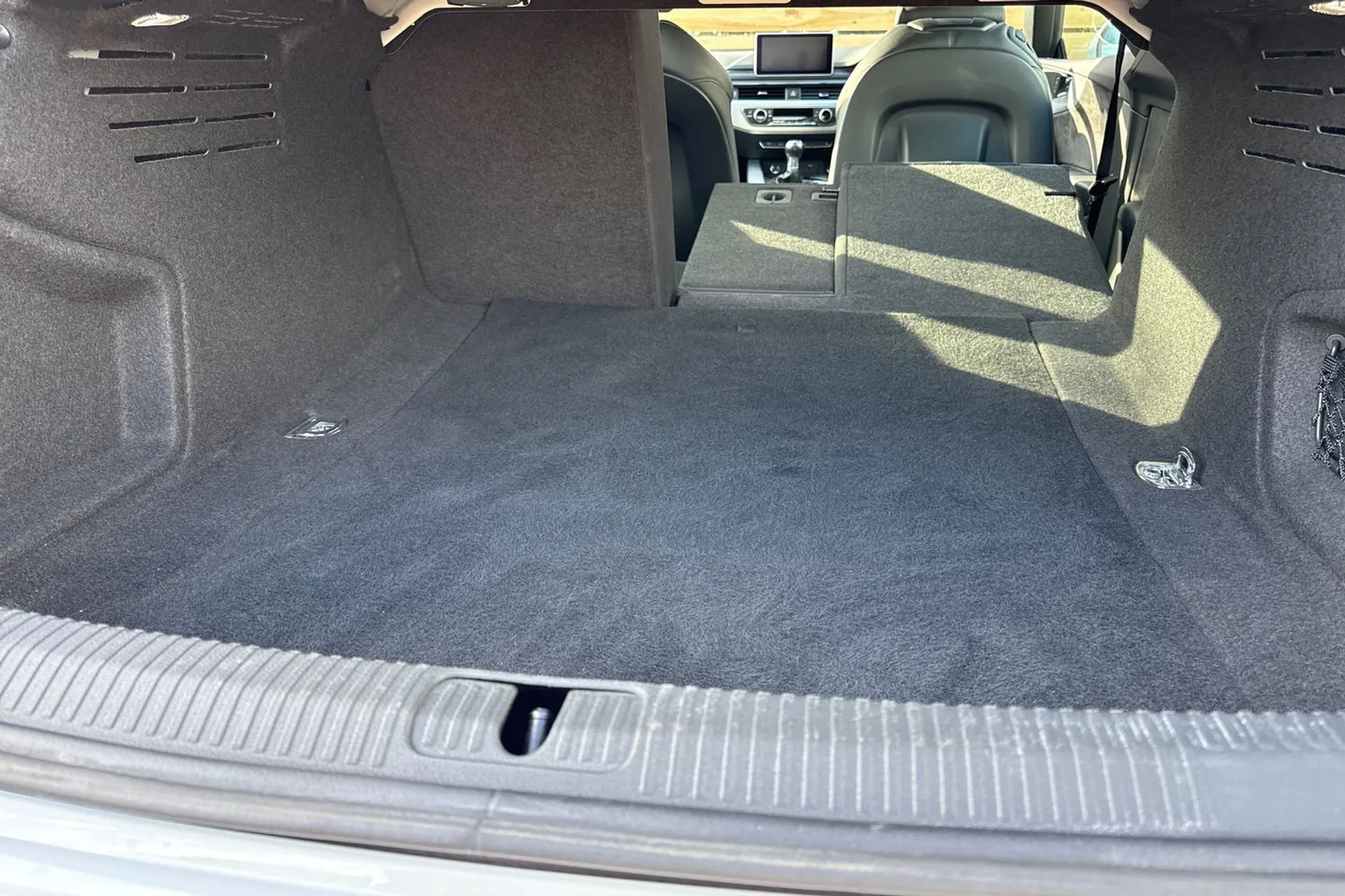 Audi A5 thumbnail image number 21