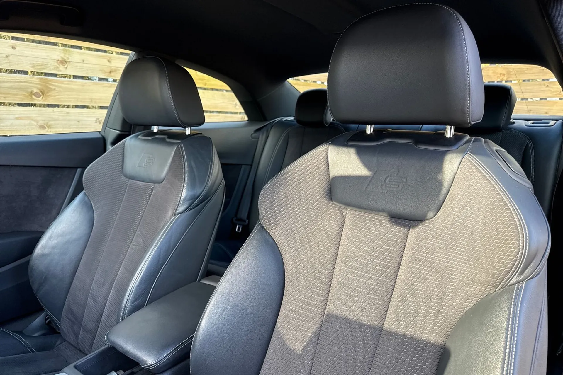 Audi A5 thumbnail image number 30