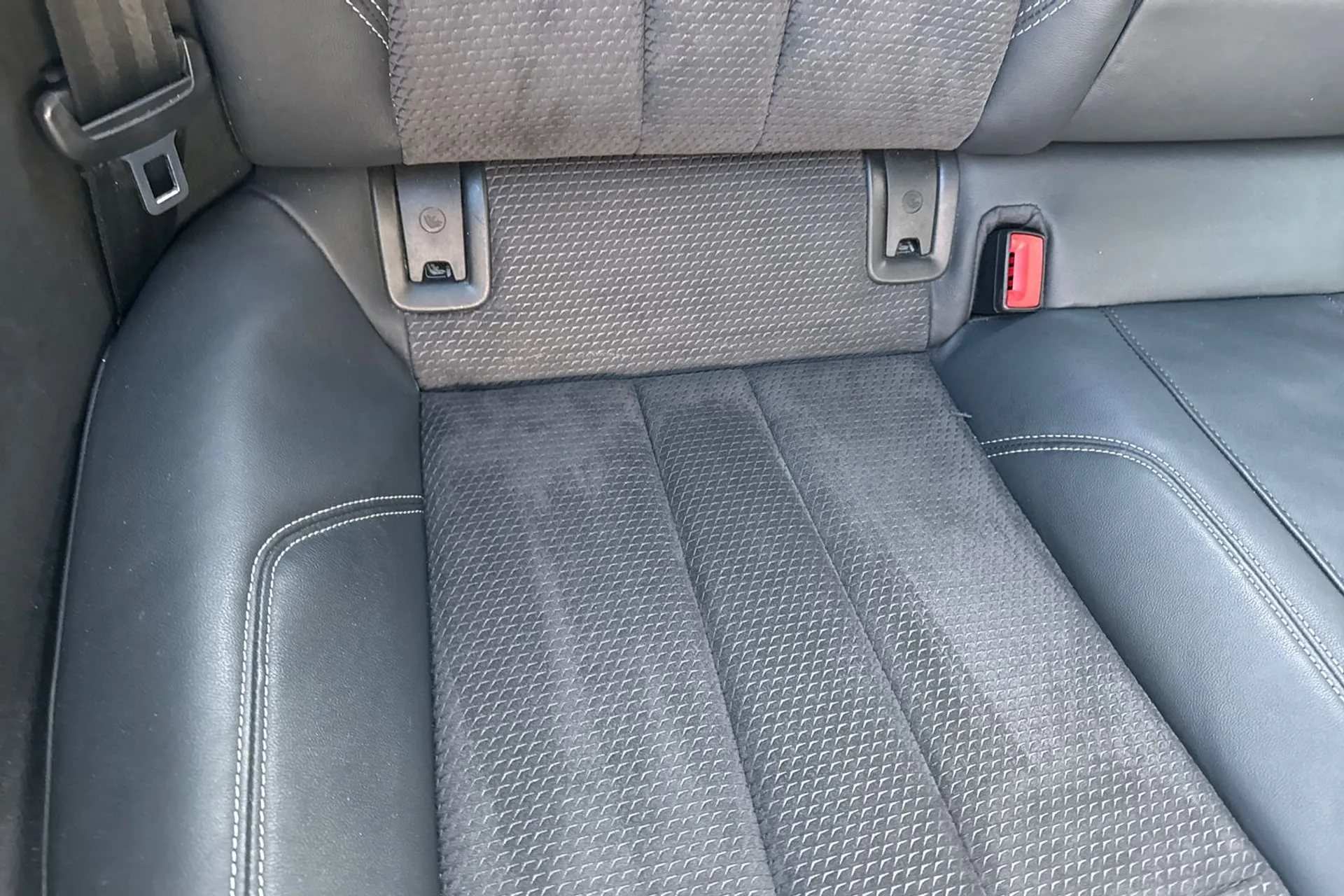 Audi A5 thumbnail image number 25