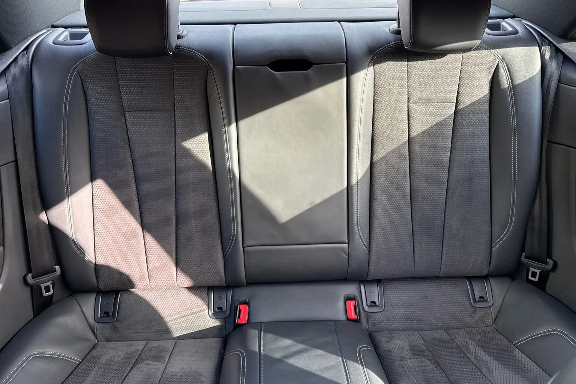 Audi A5 thumbnail image number 32