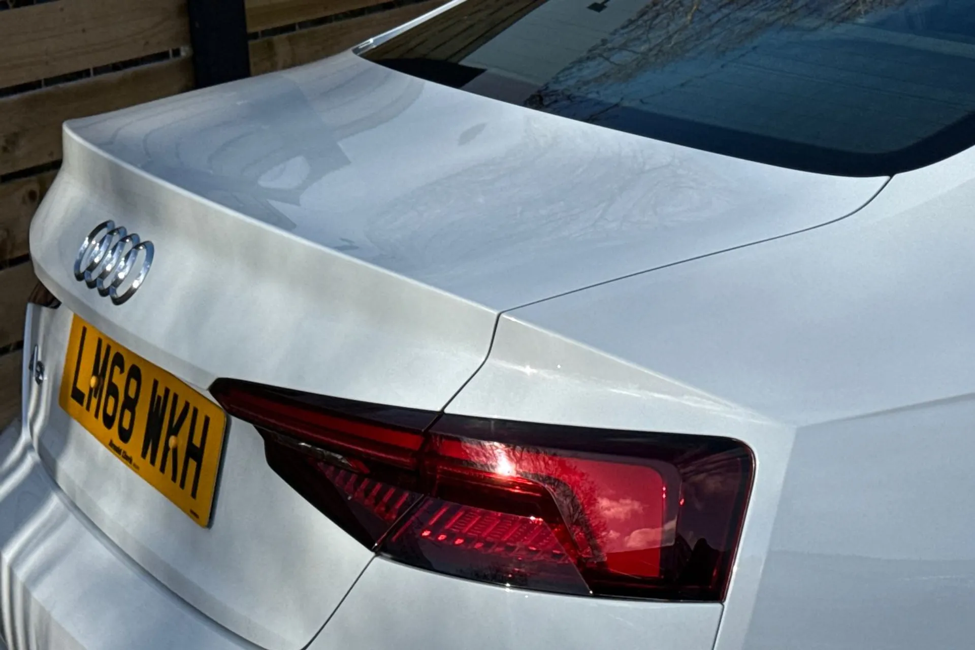 Audi A5 thumbnail image number 16