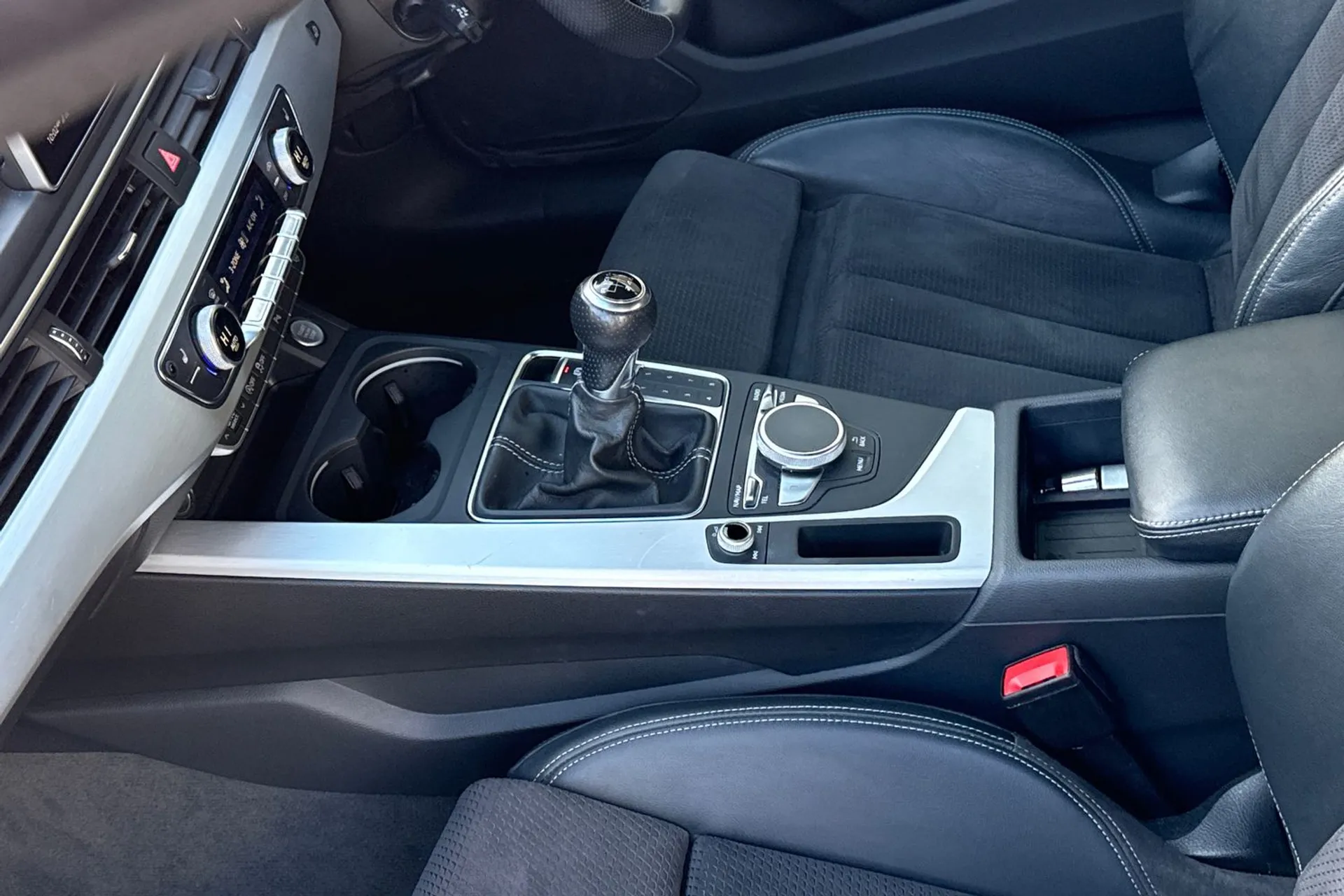 Audi A5 thumbnail image number 41