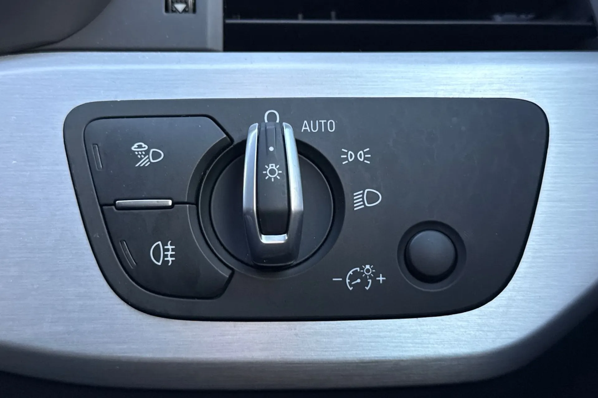 Audi A5 thumbnail image number 50