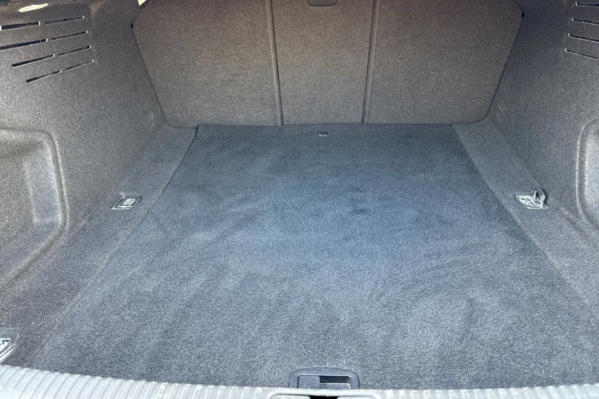 Audi A5 thumbnail image number 22