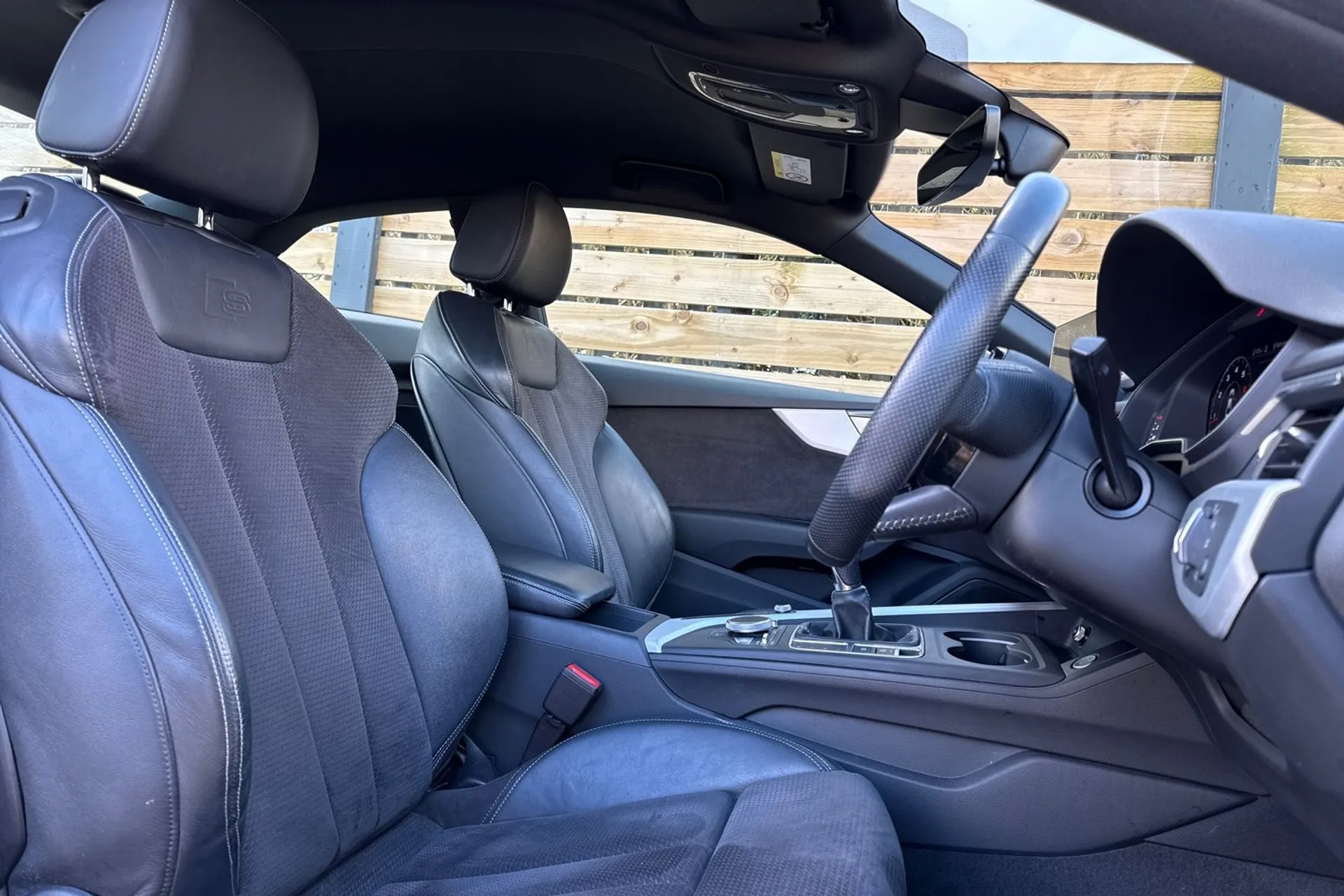 Audi A5 thumbnail image number 26