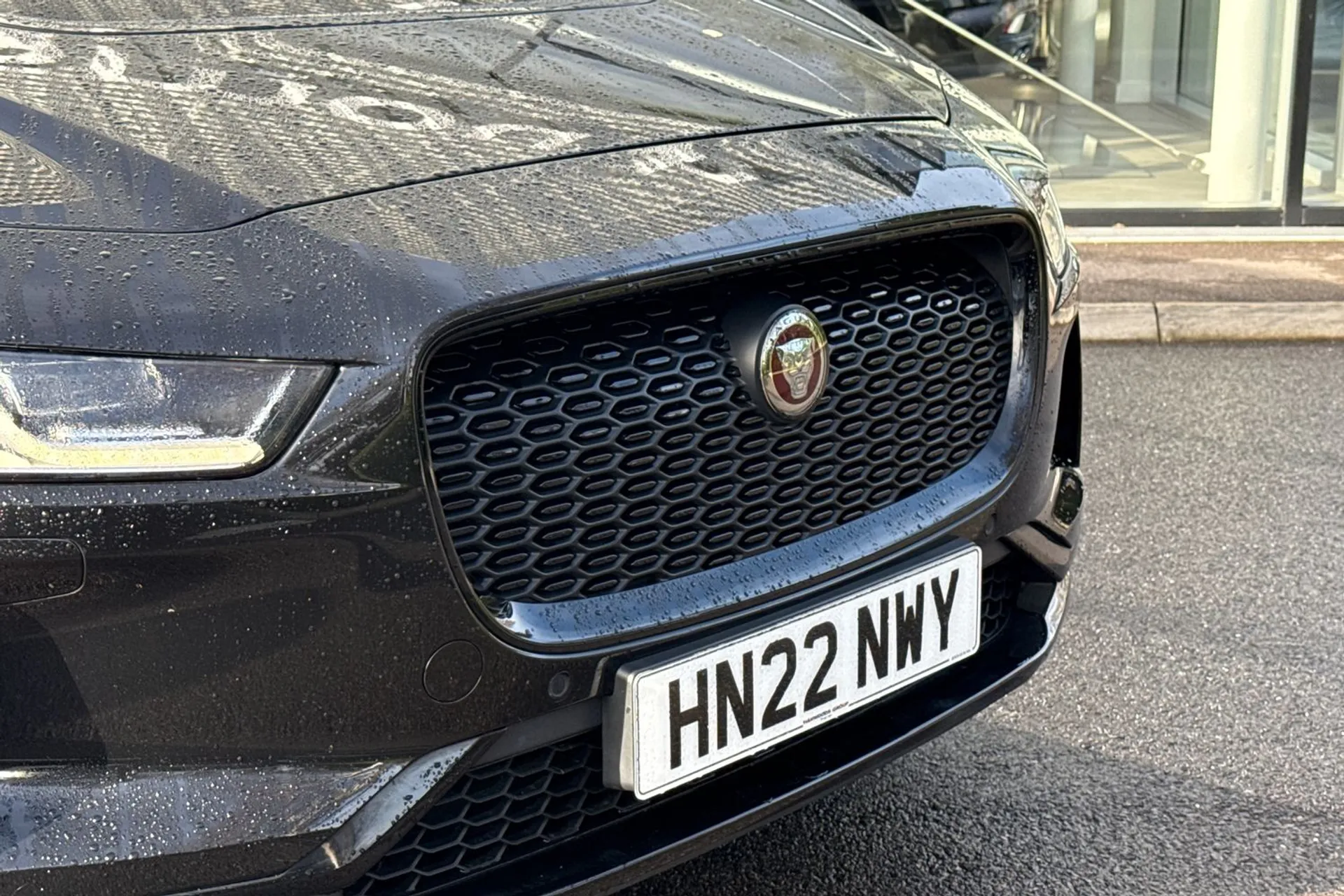 Jaguar I-PACE thumbnail image number 13