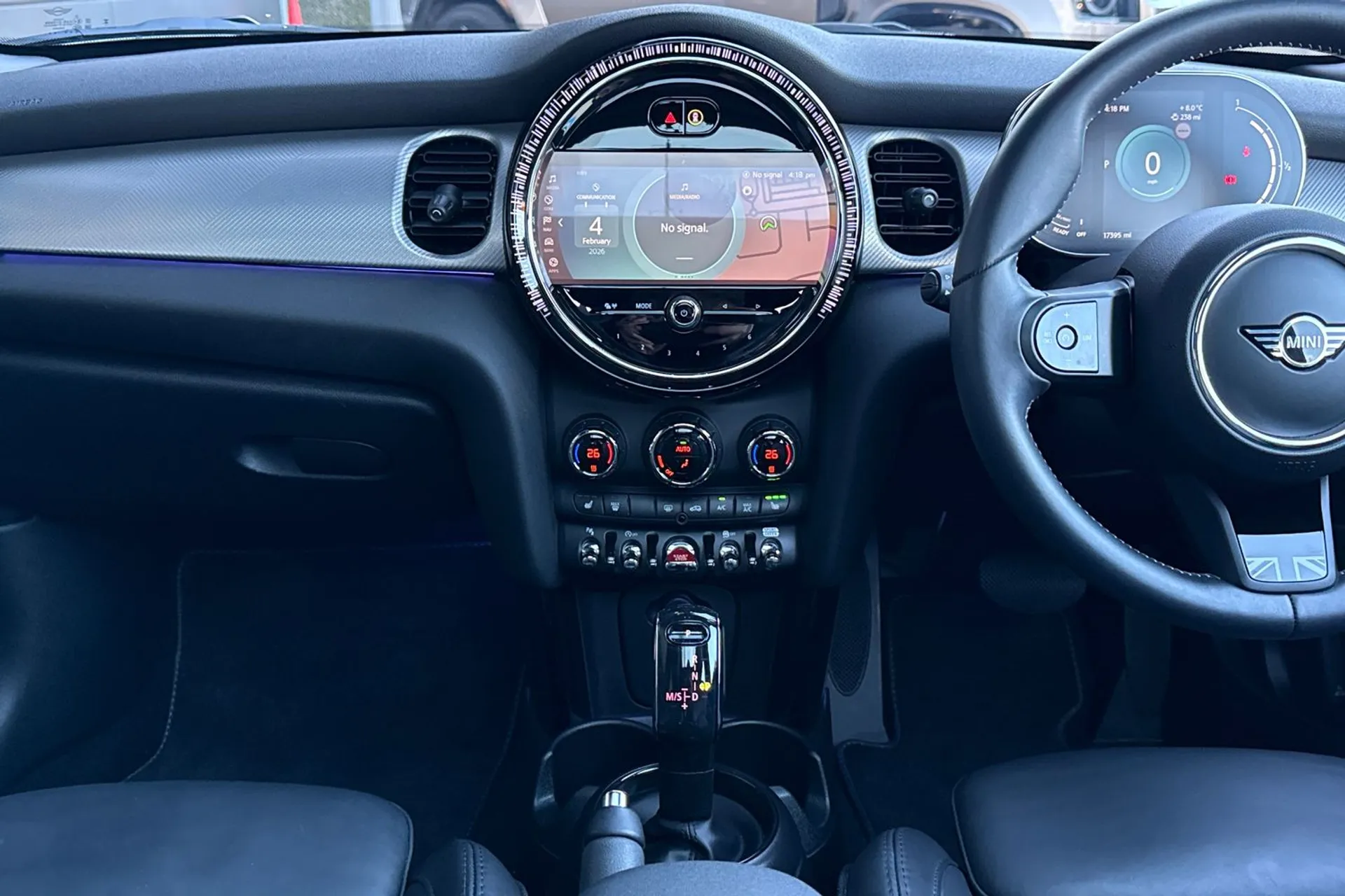 MINI HATCHBACK thumbnail image number 22