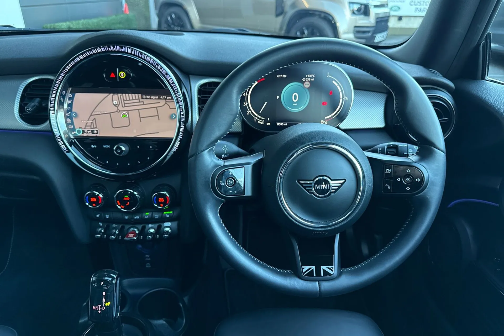 MINI HATCHBACK thumbnail image number 21