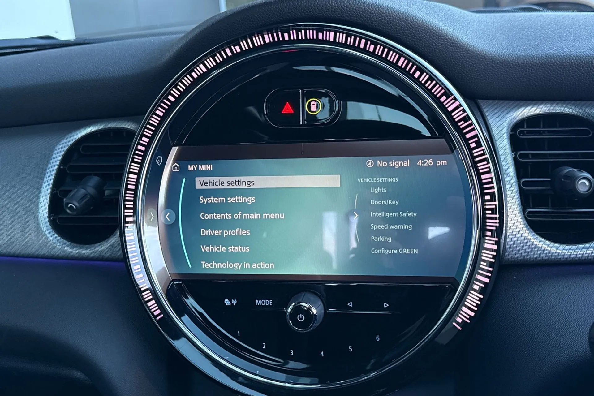 MINI HATCHBACK thumbnail image number 60