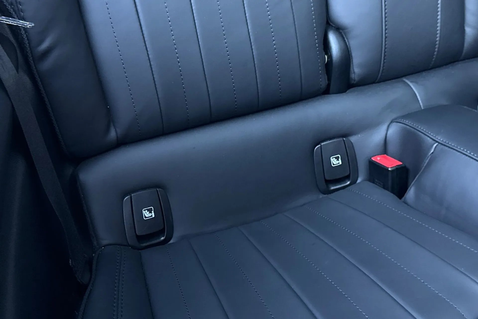 MINI HATCHBACK thumbnail image number 30