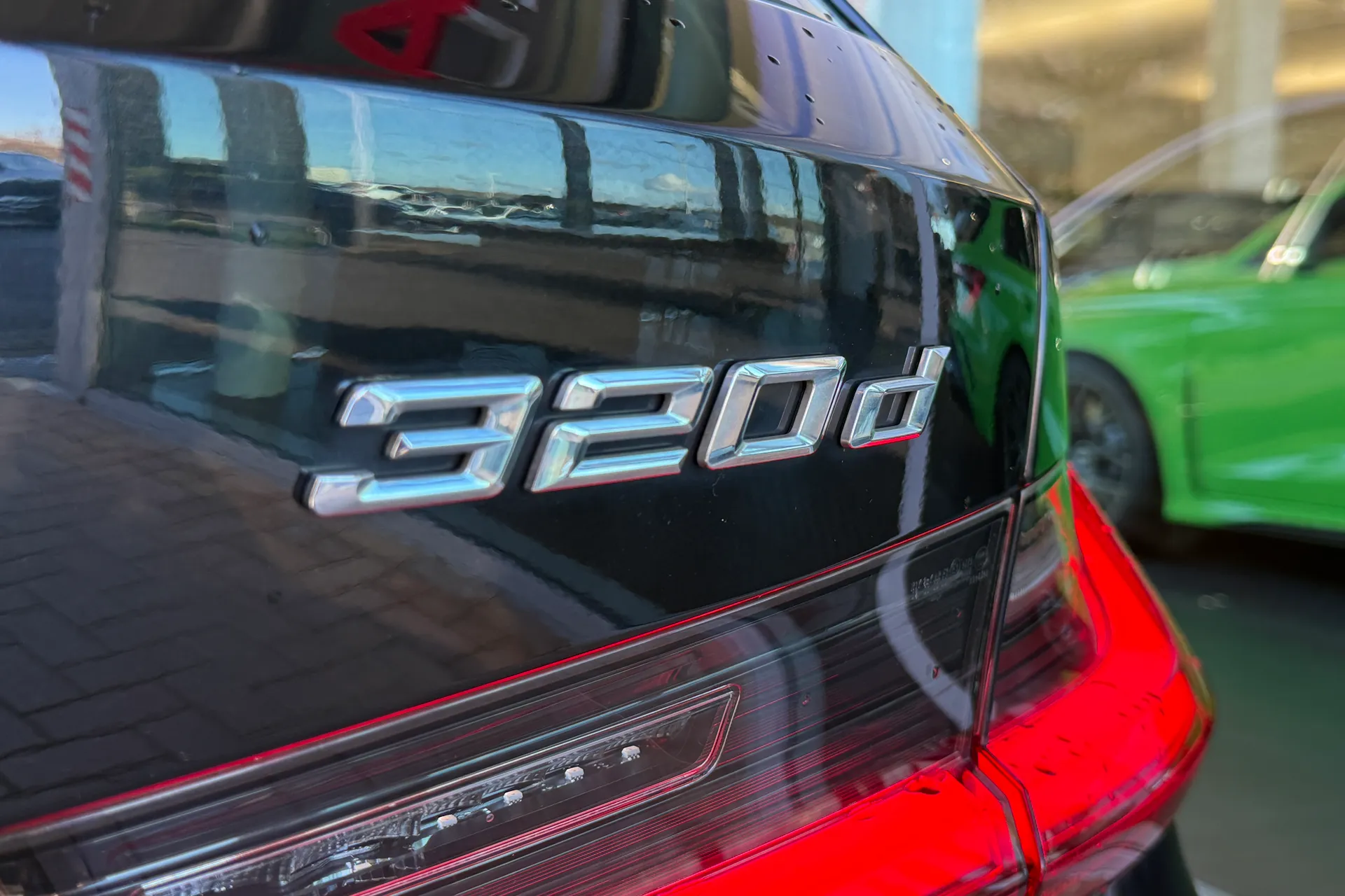 BMW 3 SERIES thumbnail image number 30