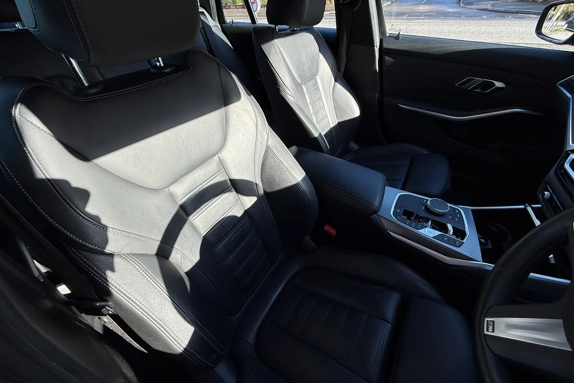 BMW 3 SERIES thumbnail image number 20