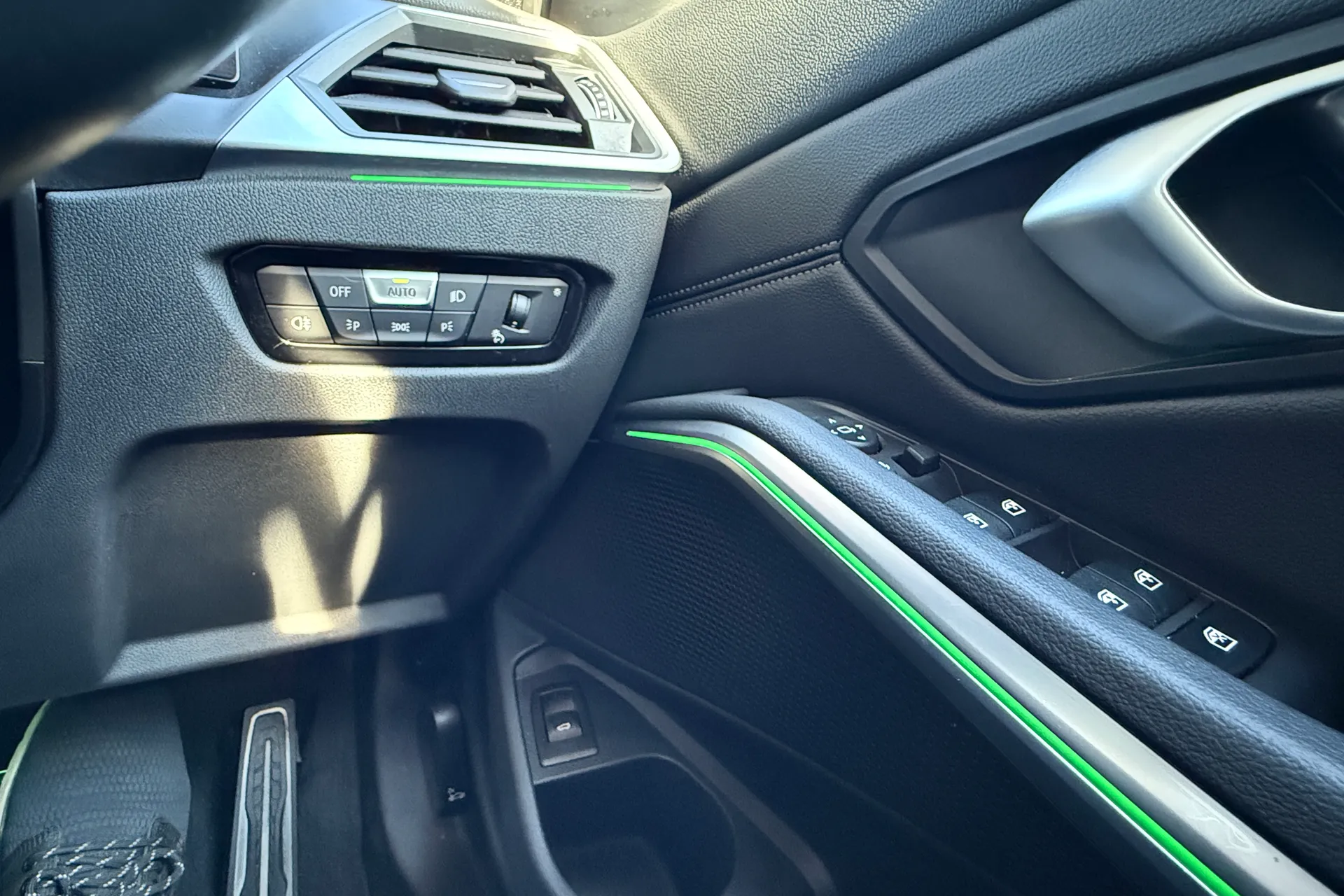 BMW 3 SERIES thumbnail image number 61