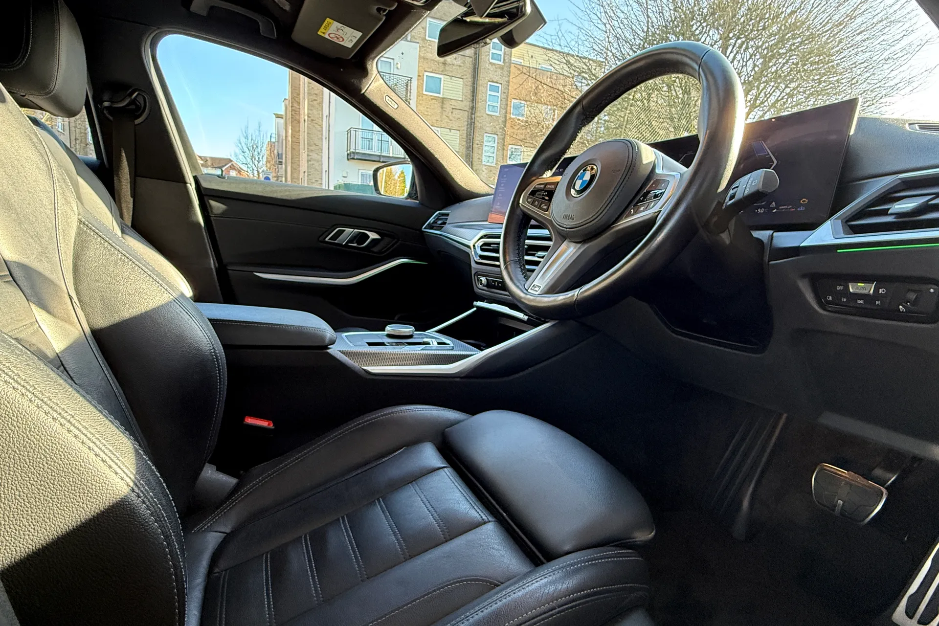 BMW 3 SERIES thumbnail image number 18