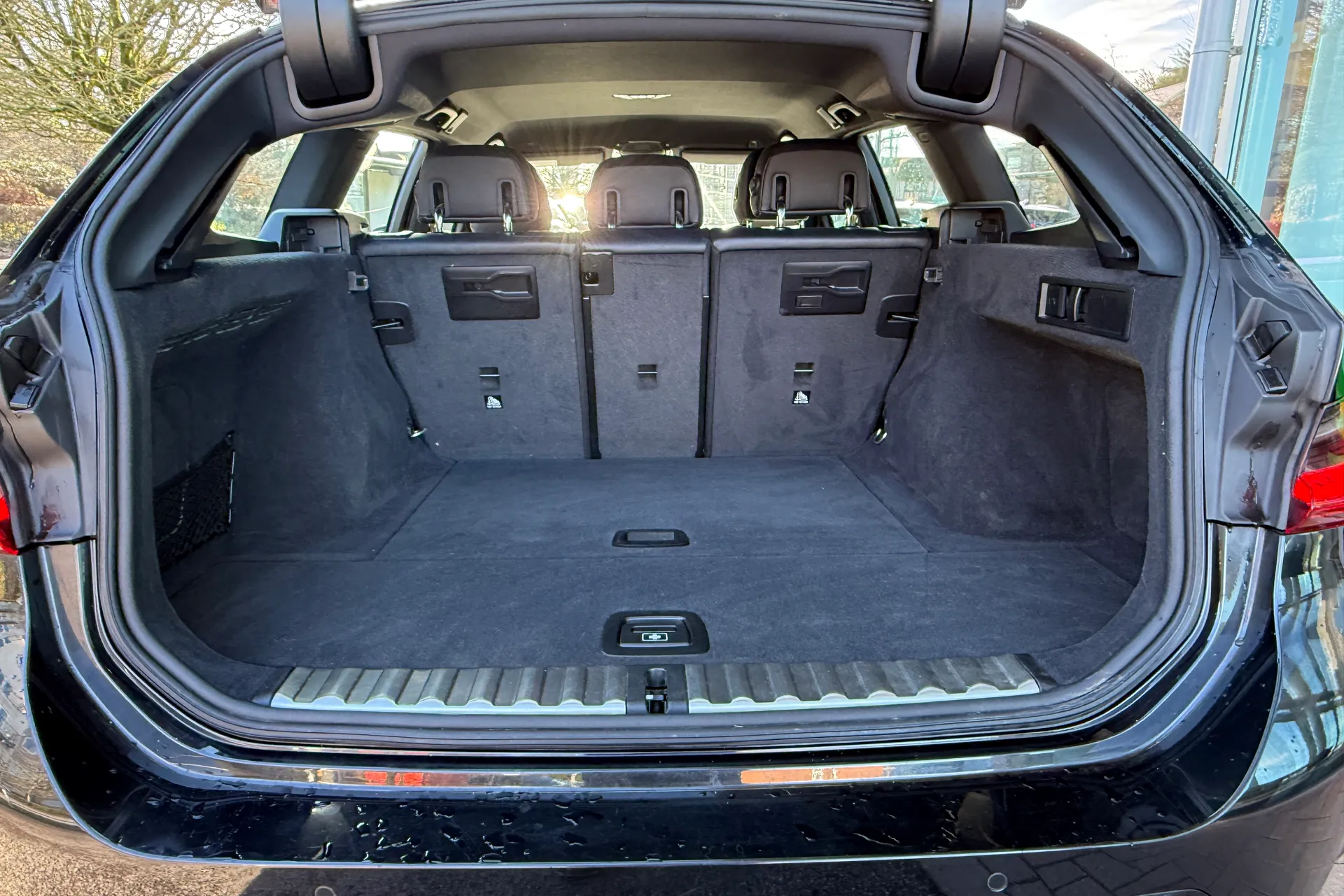 BMW 3 SERIES thumbnail image number 31