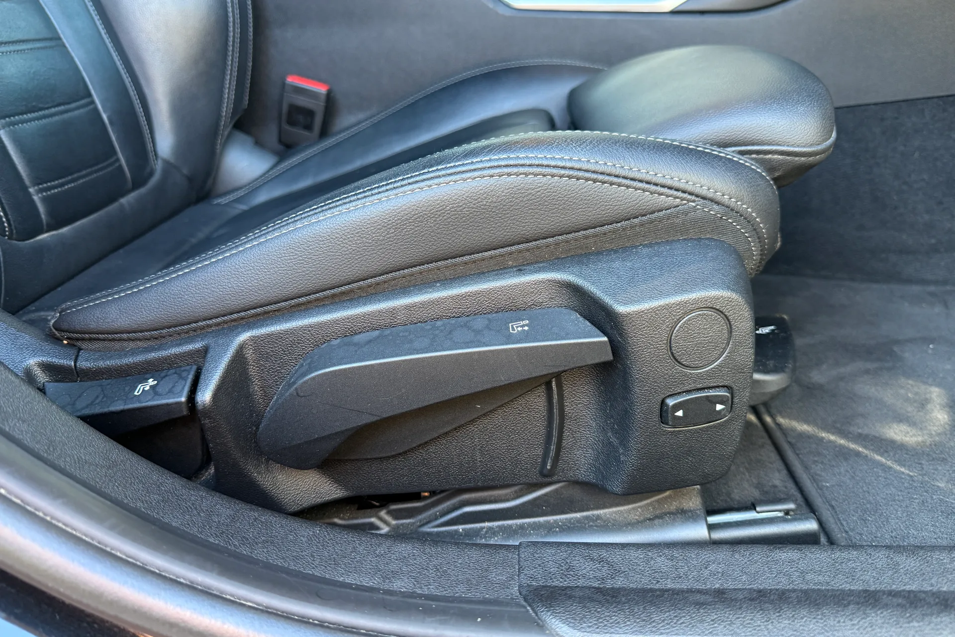 BMW 3 SERIES thumbnail image number 64