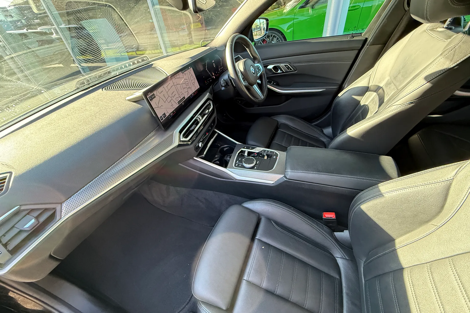 BMW 3 SERIES thumbnail image number 42