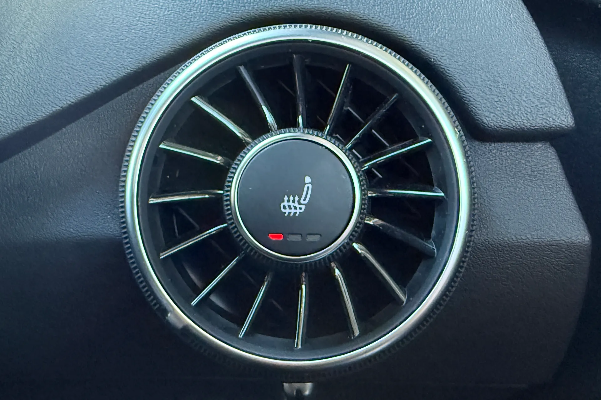 Audi TT thumbnail image number 9