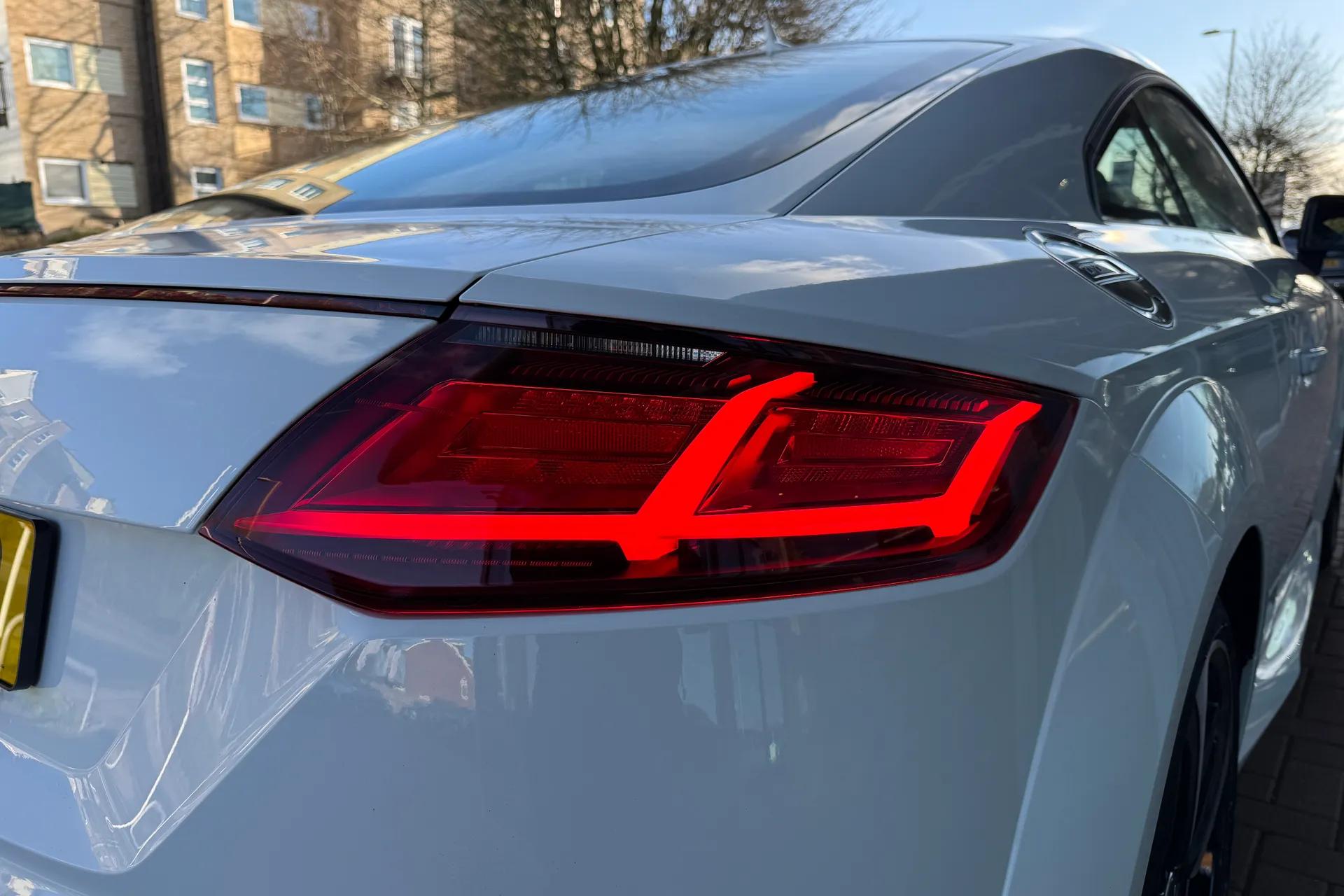 Audi TT thumbnail image number 36