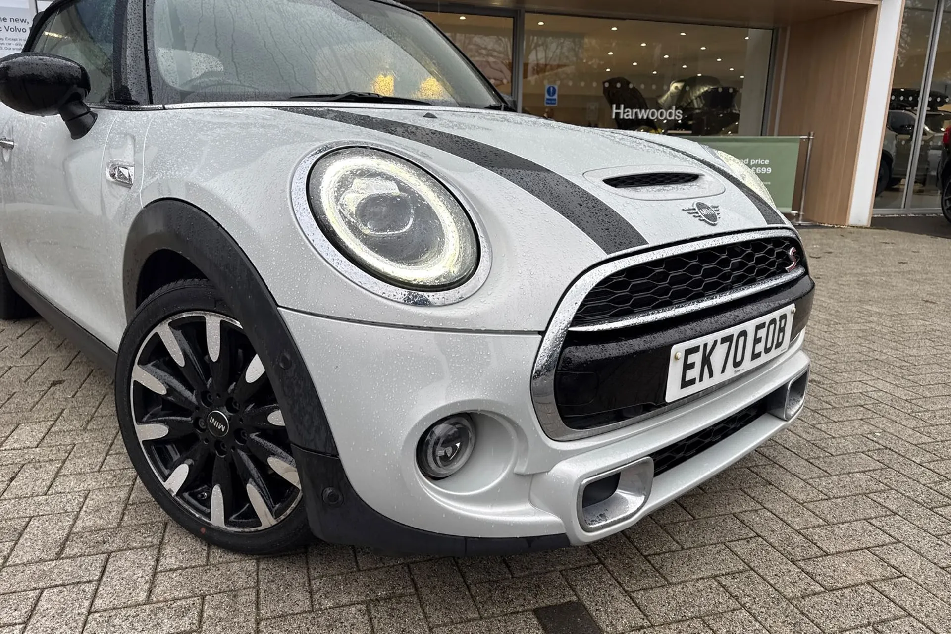 MINI CONVERTIBLE thumbnail image number 8