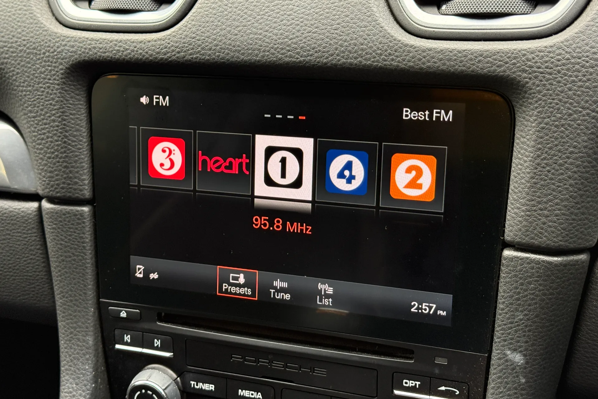 Porsche BOXSTER thumbnail image number 5