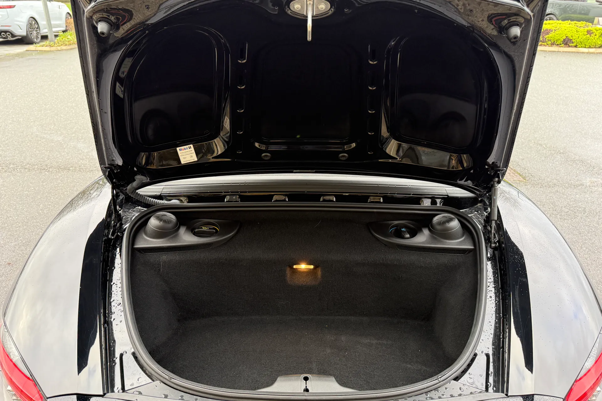 Porsche BOXSTER thumbnail image number 26