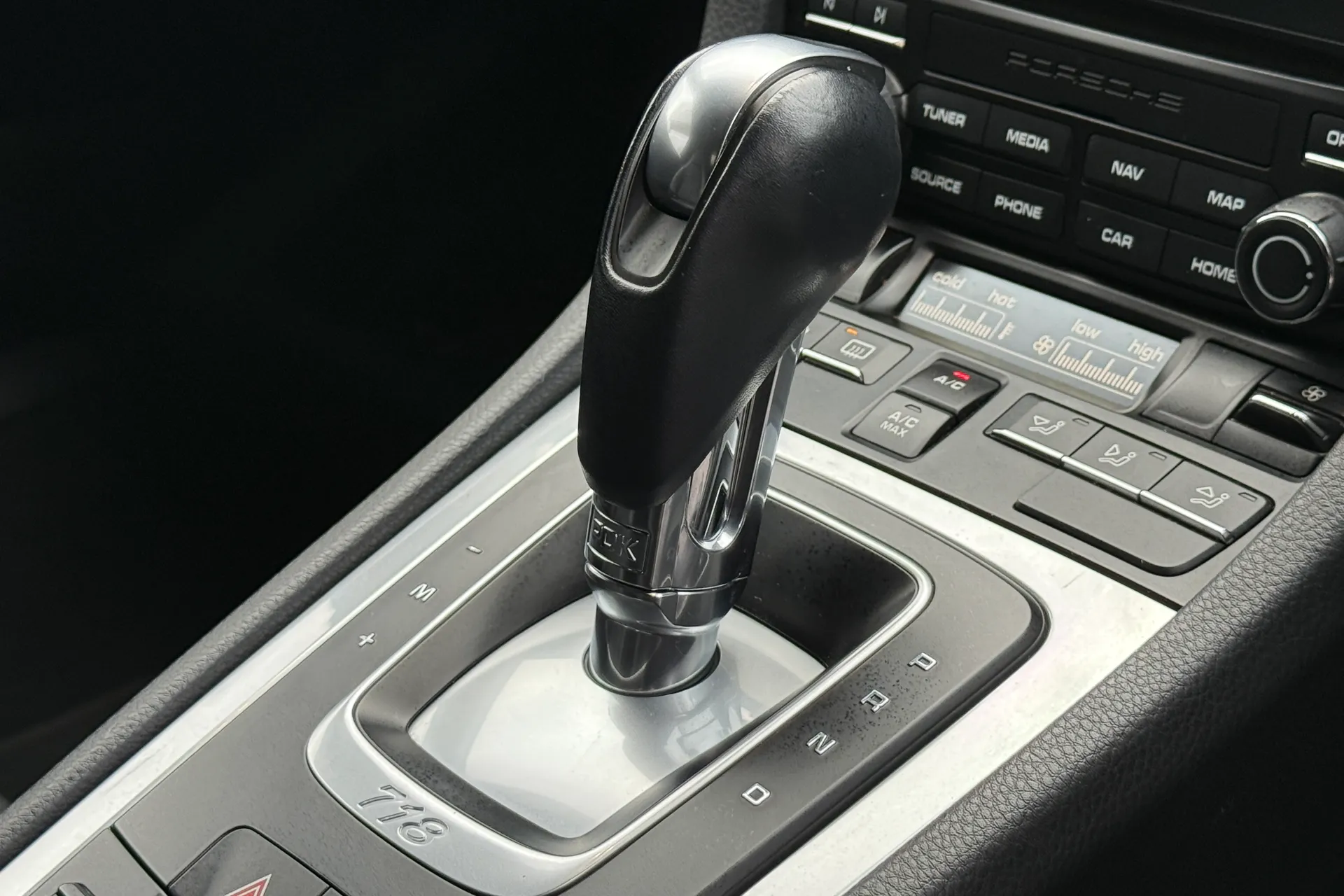 Porsche BOXSTER thumbnail image number 17