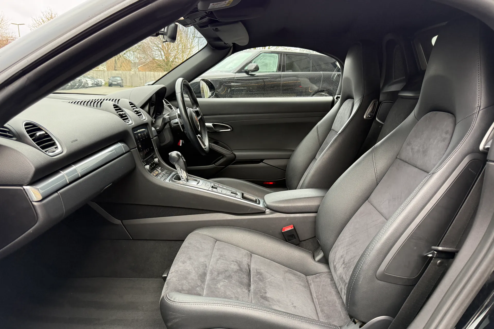 Porsche BOXSTER thumbnail image number 10