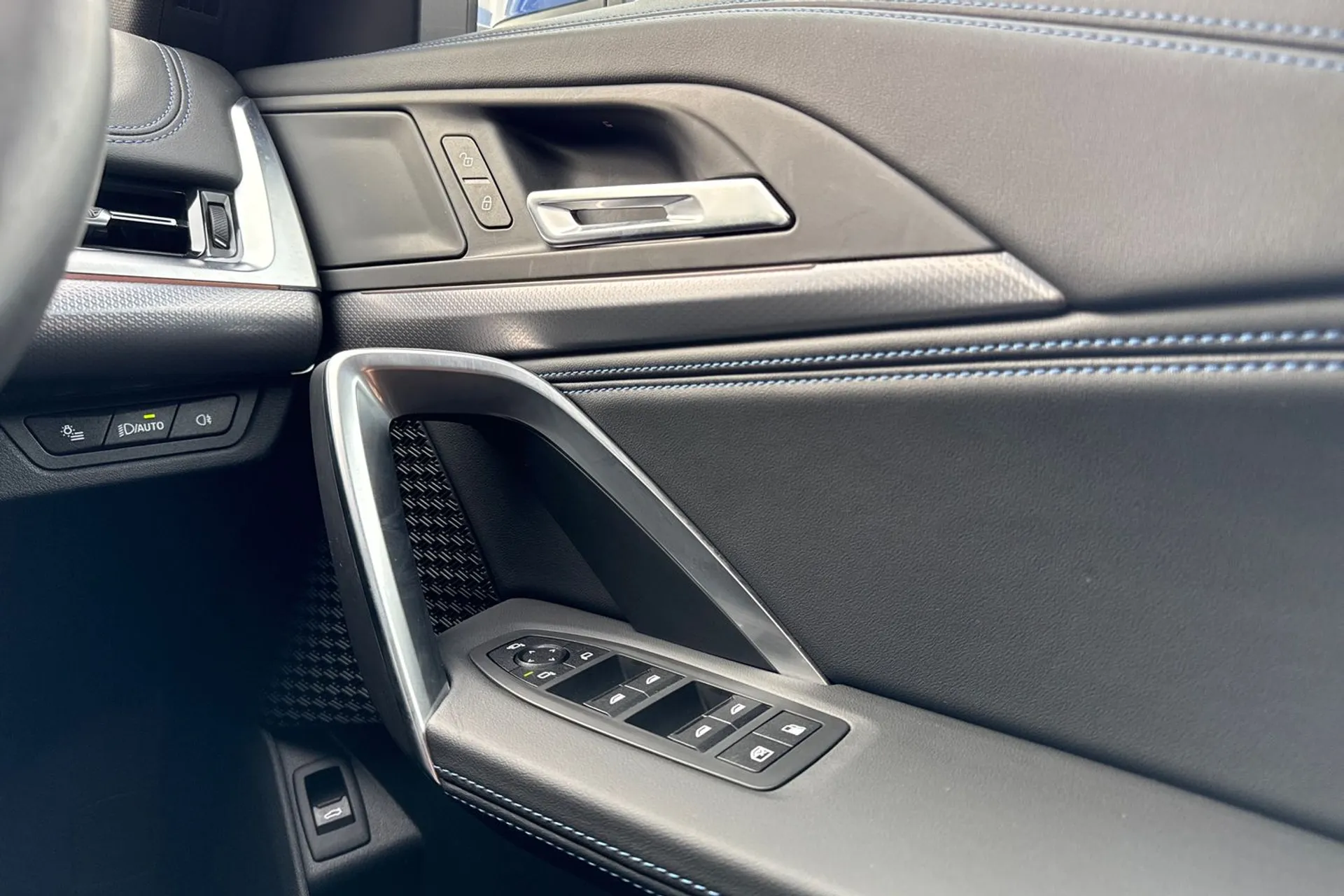 BMW X1 thumbnail image number 39