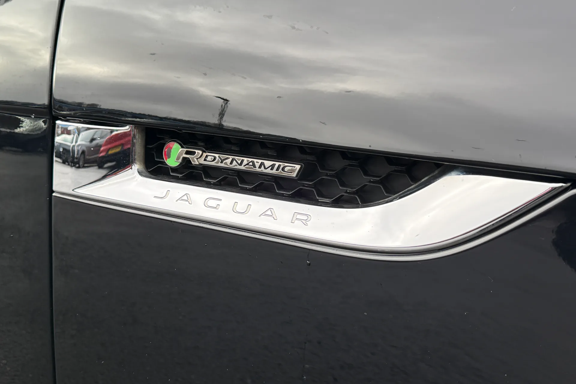 Jaguar F-TYPE thumbnail image number 22