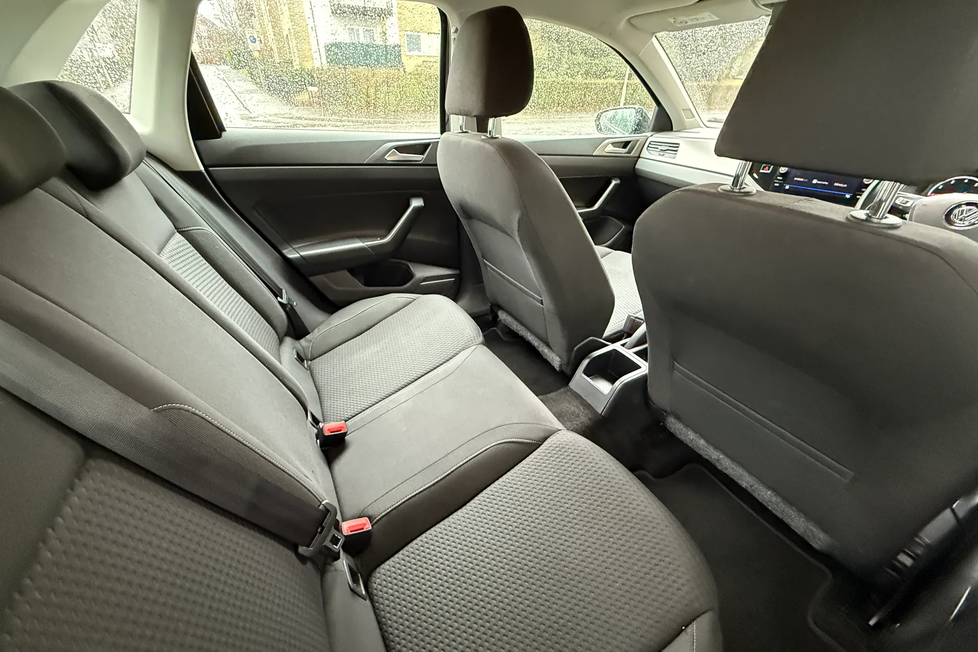 VOLKSWAGEN POLO thumbnail image number 30