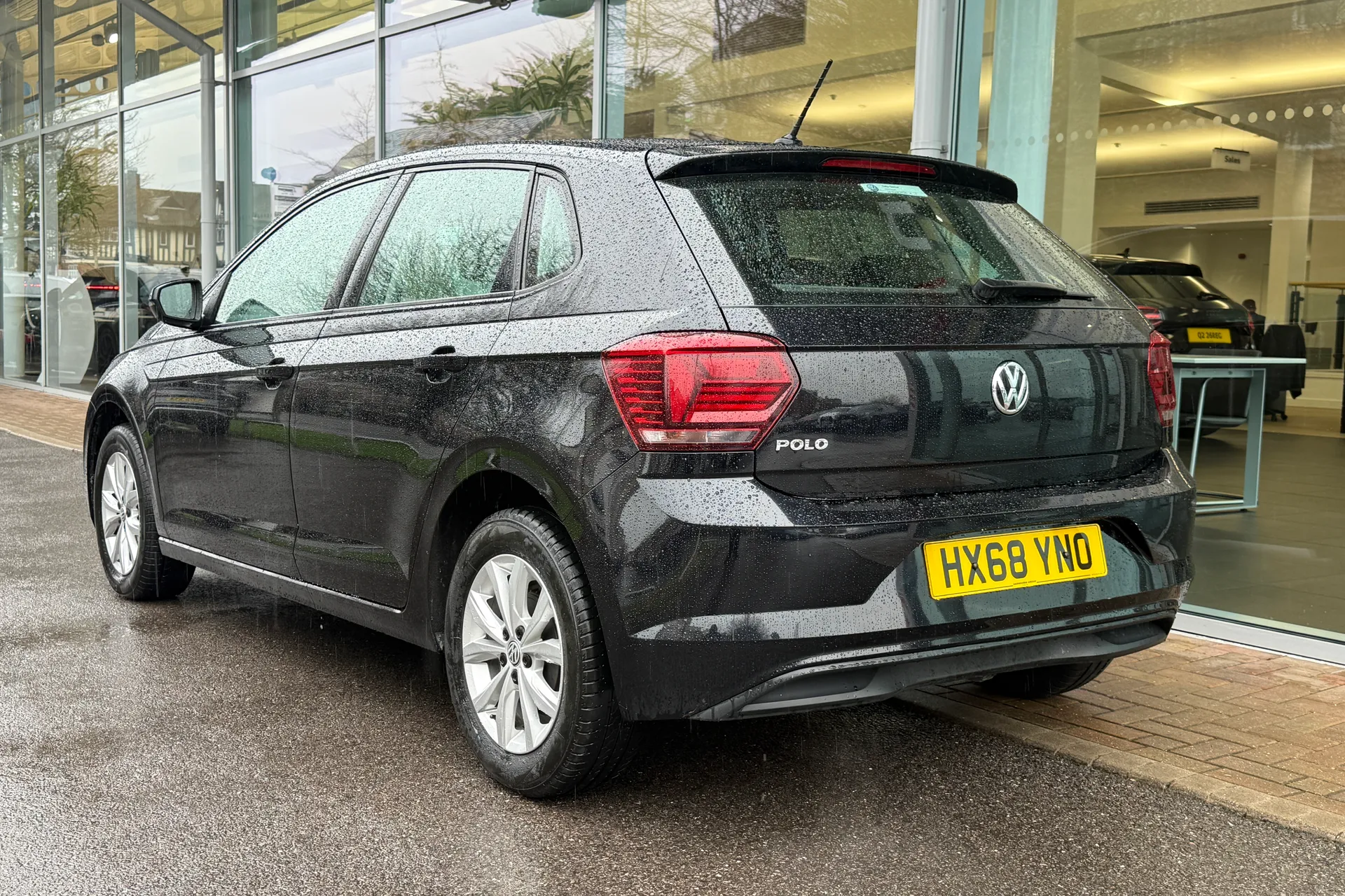 VOLKSWAGEN POLO thumbnail image number 36