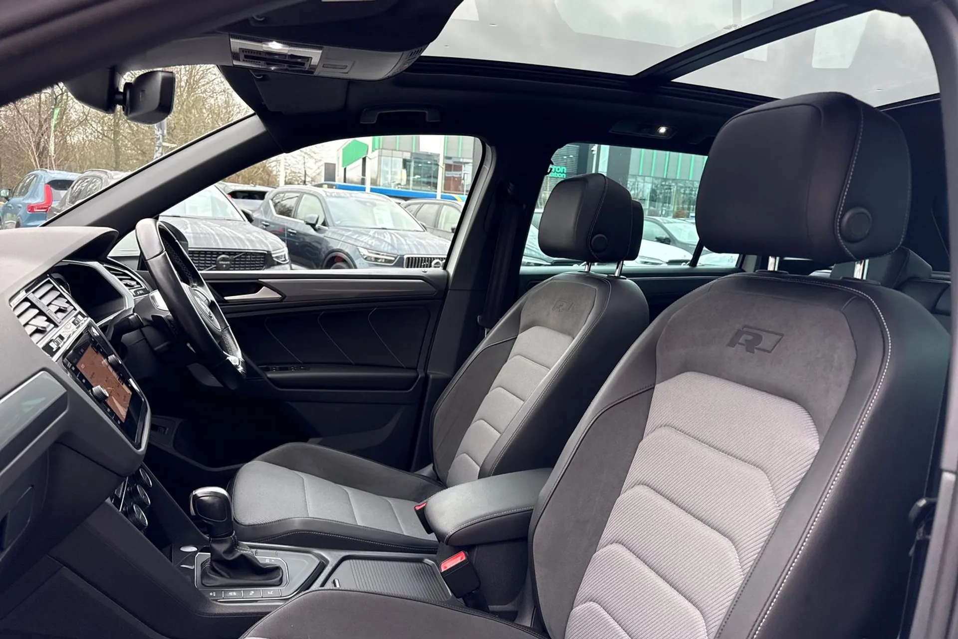 VOLKSWAGEN TIGUAN thumbnail image number 28