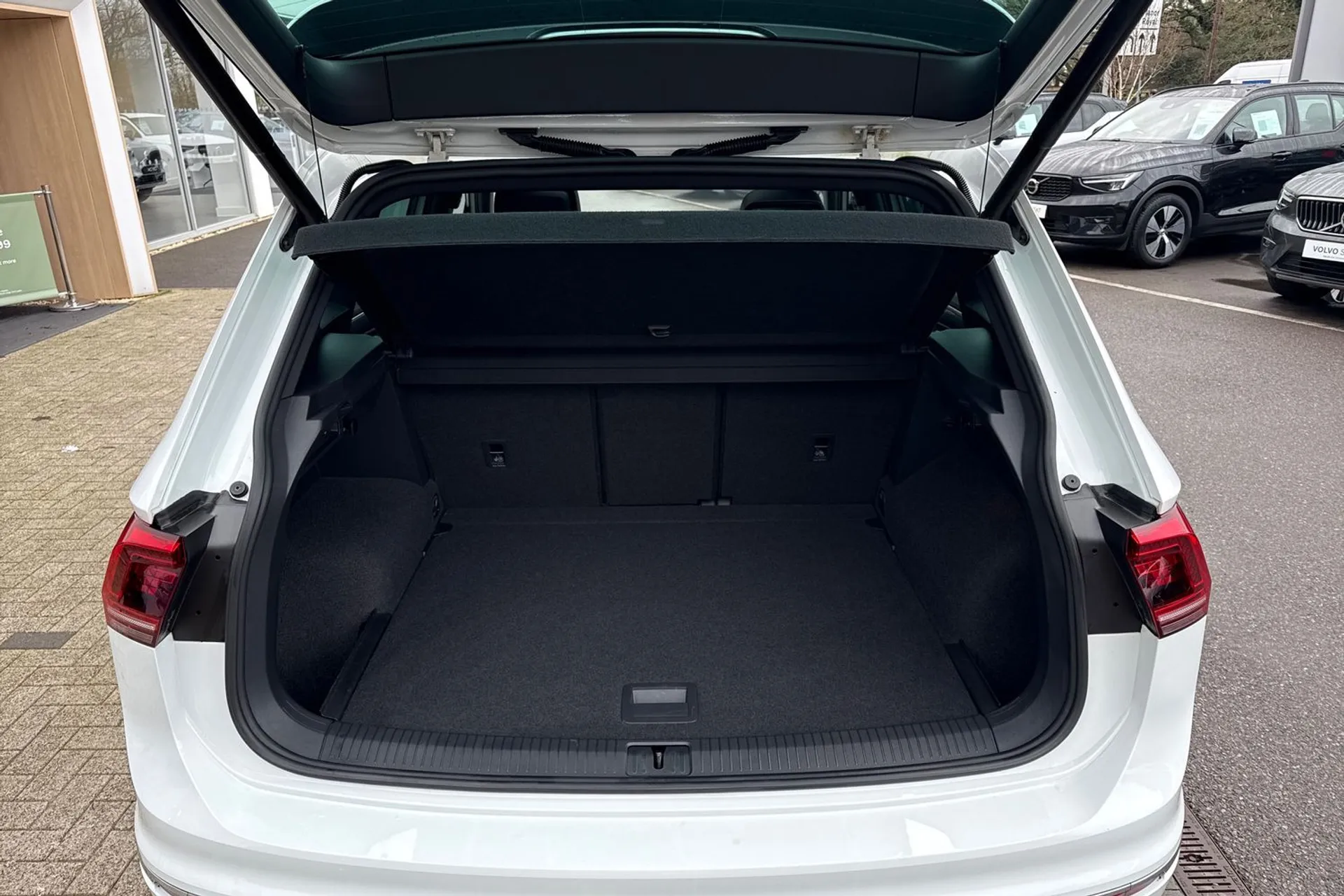 VOLKSWAGEN TIGUAN thumbnail image number 19